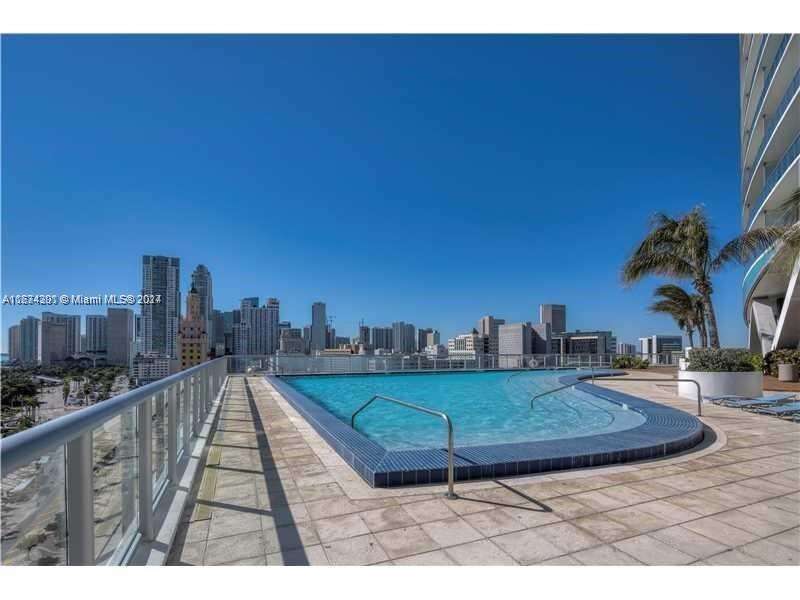 Marina Blue at 888 Biscayne Blvd, Miami, FL 33132 - For Sale photo 16