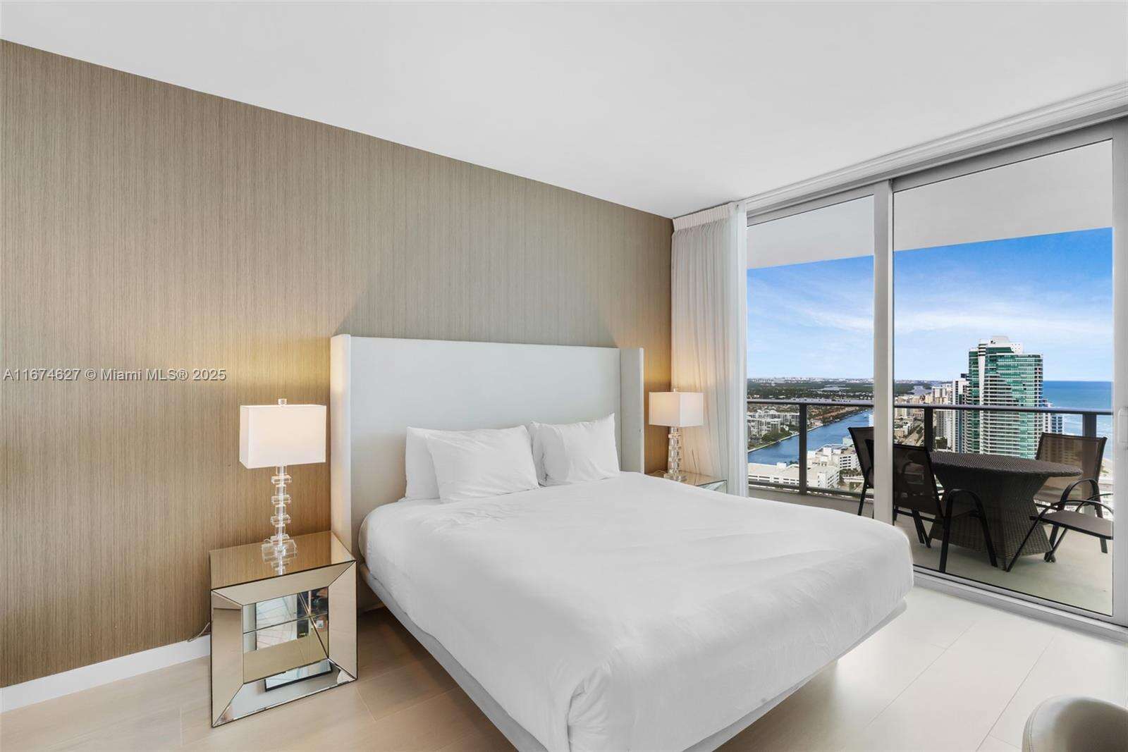 Hyde Resort at 4111 Ocean Dr, Hollywood, FL 33019 - For Sale photo 14