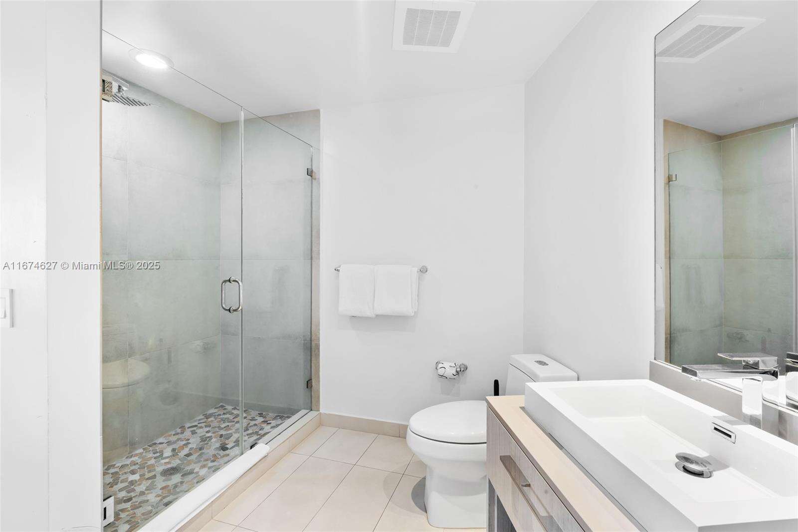 Hyde Resort at 4111 Ocean Dr, Hollywood, FL 33019 - For Sale photo 18