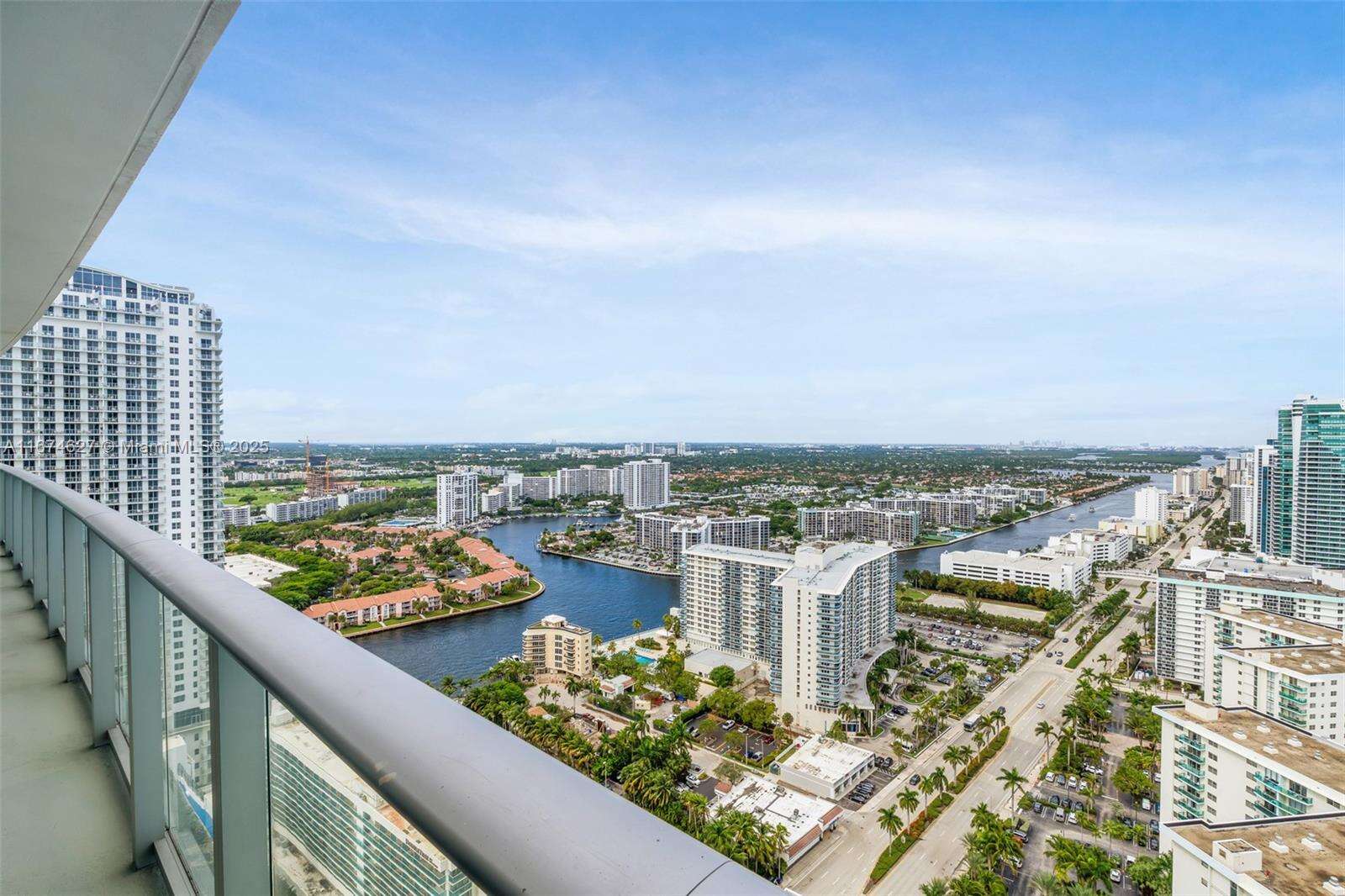 Hyde Resort at 4111 Ocean Dr, Hollywood, FL 33019 - For Sale photo 31