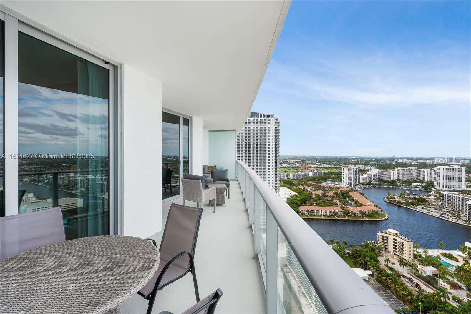 Hyde Resort at 4111 Ocean Dr, Hollywood, FL 33019 - For Sale photo 32