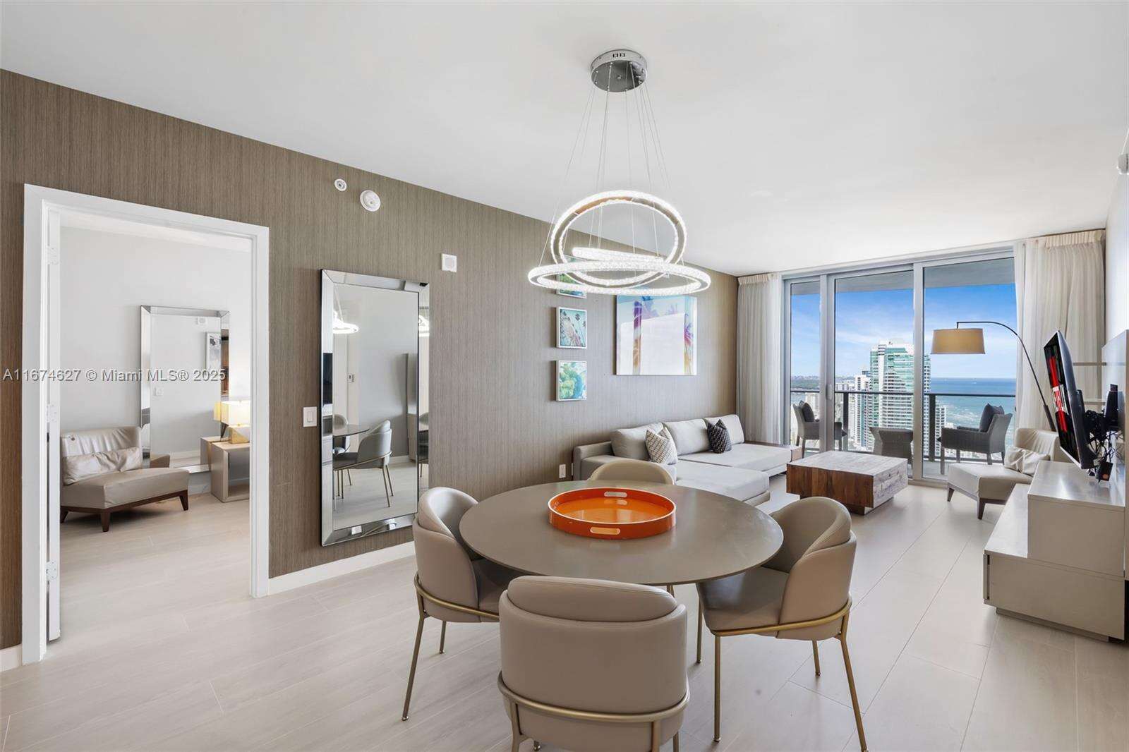 Hyde Resort at 4111 Ocean Dr, Hollywood, FL 33019 - For Sale photo 8