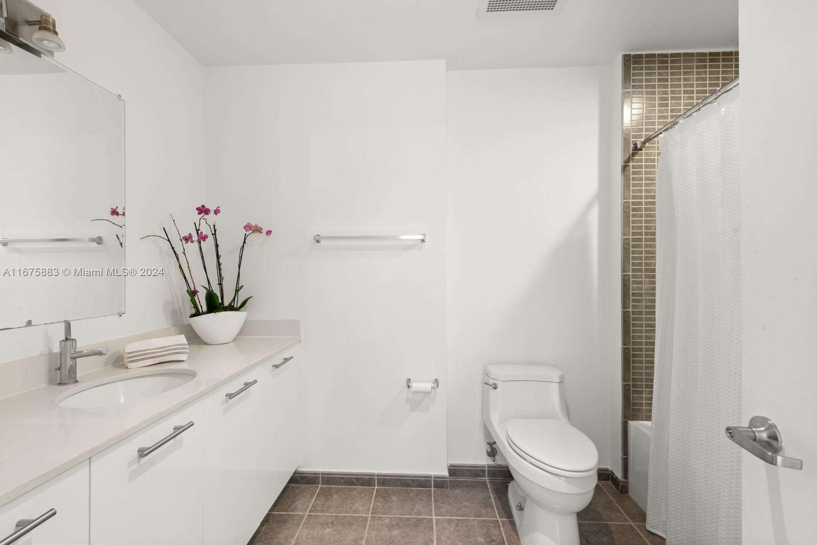 Two Midtown at 3449 1 Ave, Miami, FL 33137 - For Sale photo 18