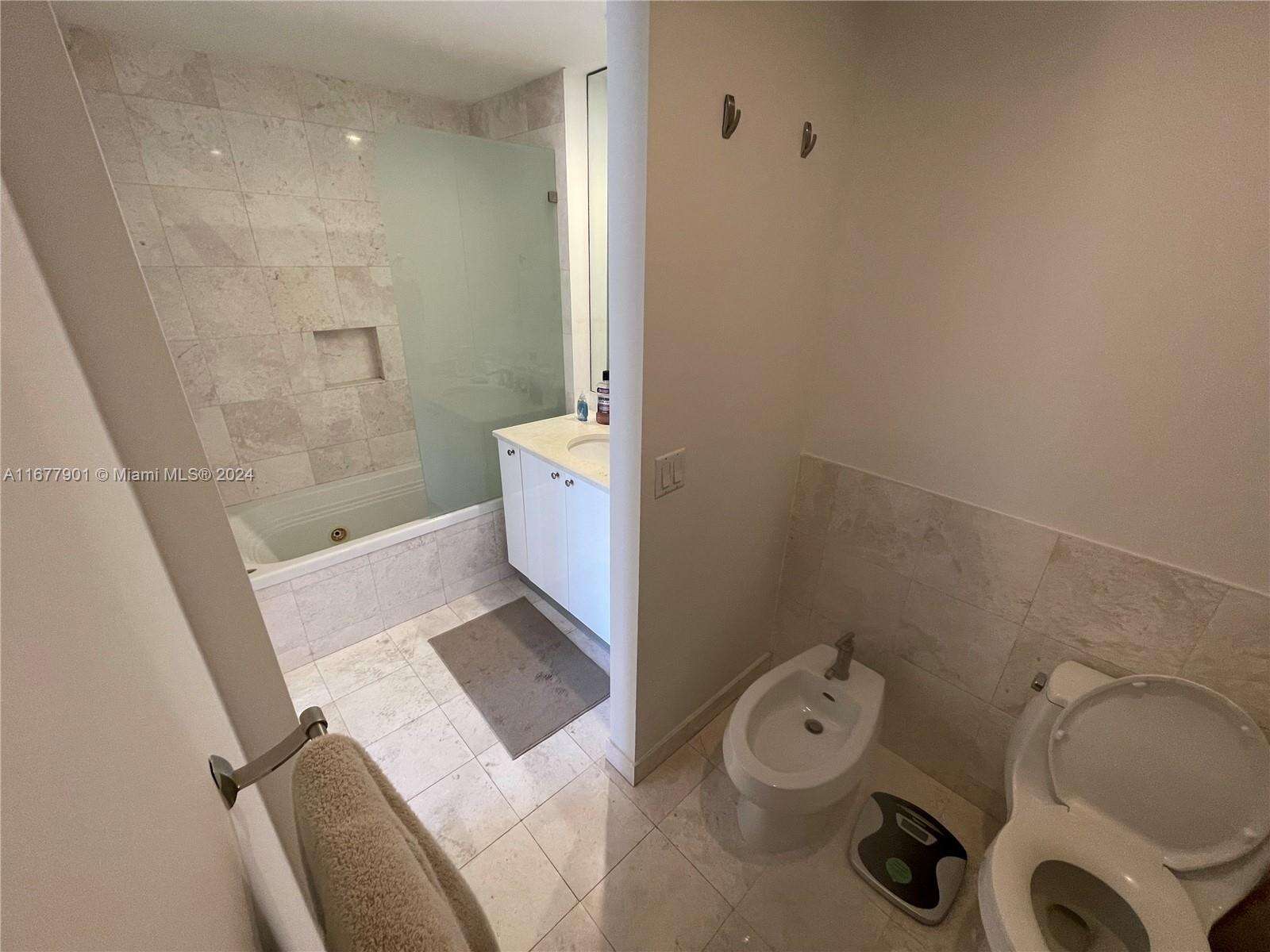 Carbonell at 901 Brickell Key Blvd, Miami, FL 33131 - For Sale photo 12