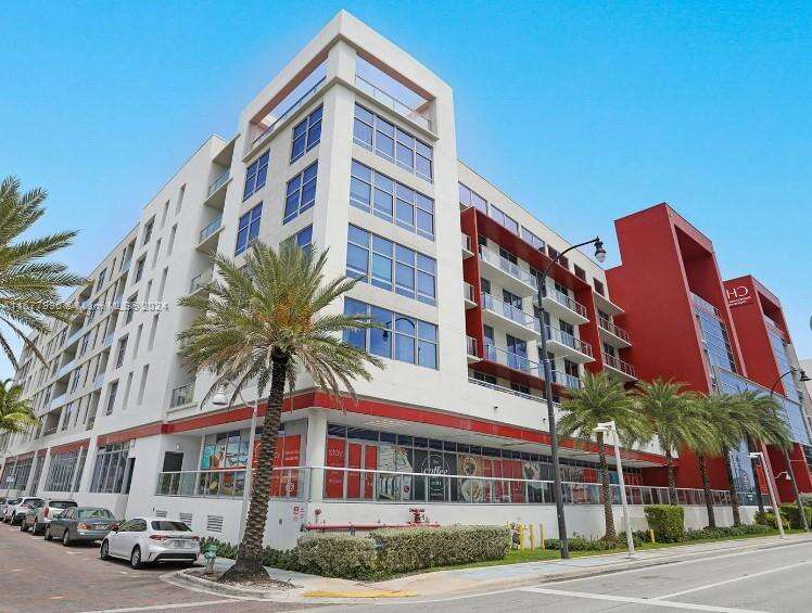 Hollywood, FL 33019 - For Sale photo 19