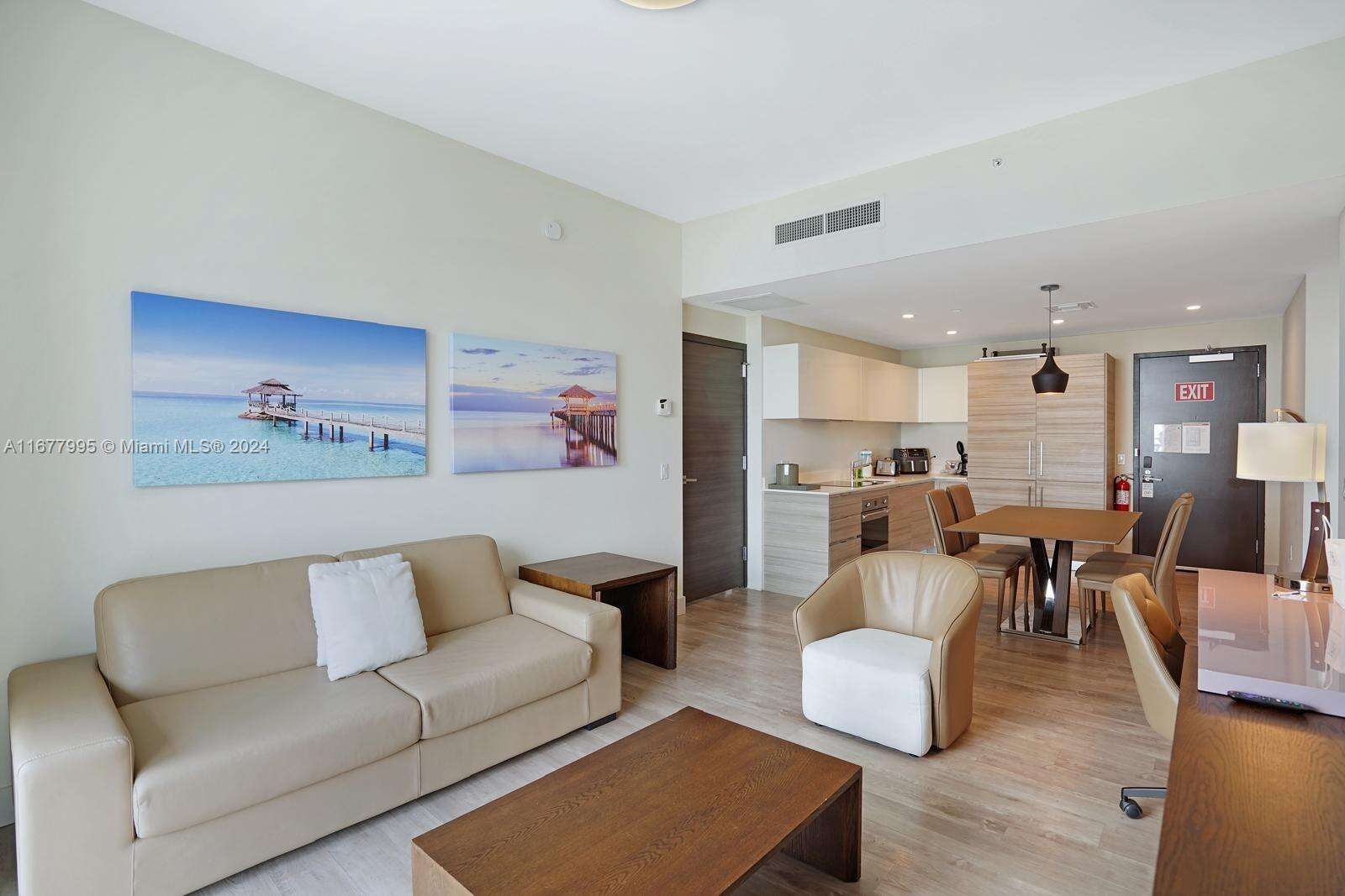 Hollywood, FL 33019 - For Sale photo 10