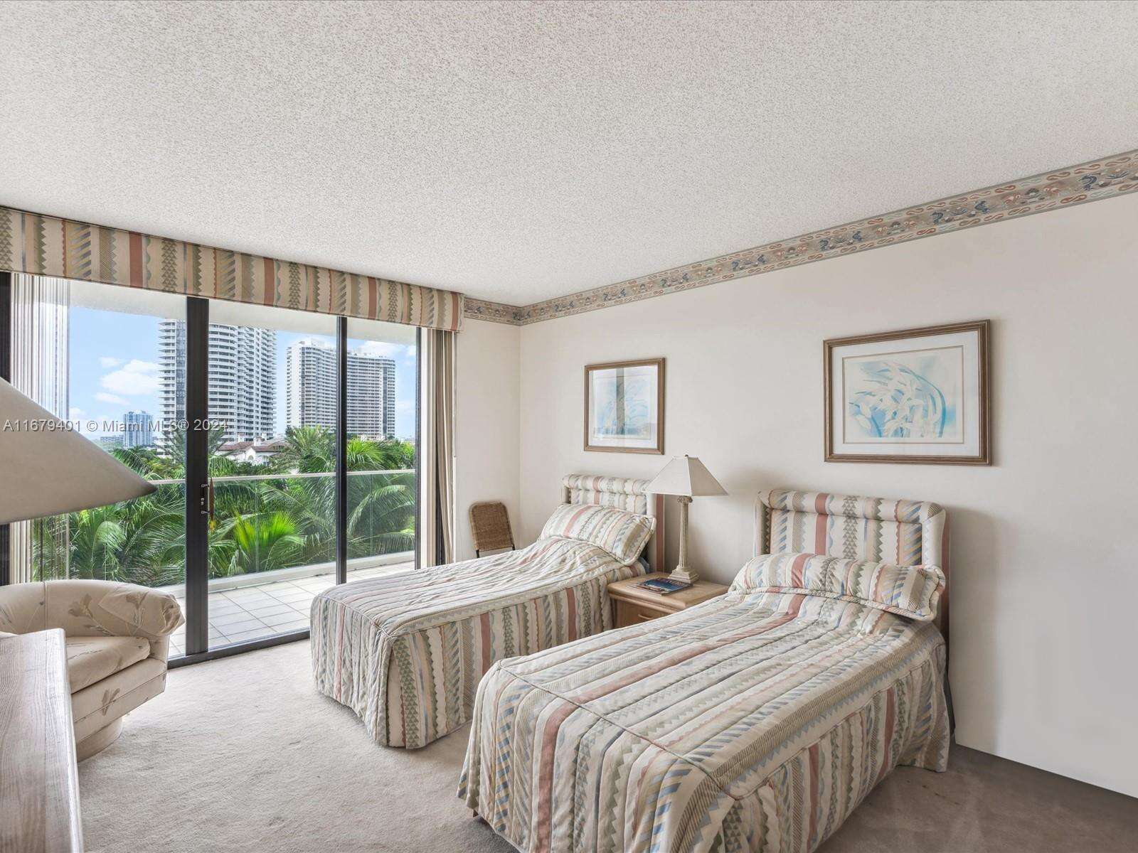 2800 Williams Island at 2800 Island Blvd, Aventura, FL 33160 - For Sale photo 12