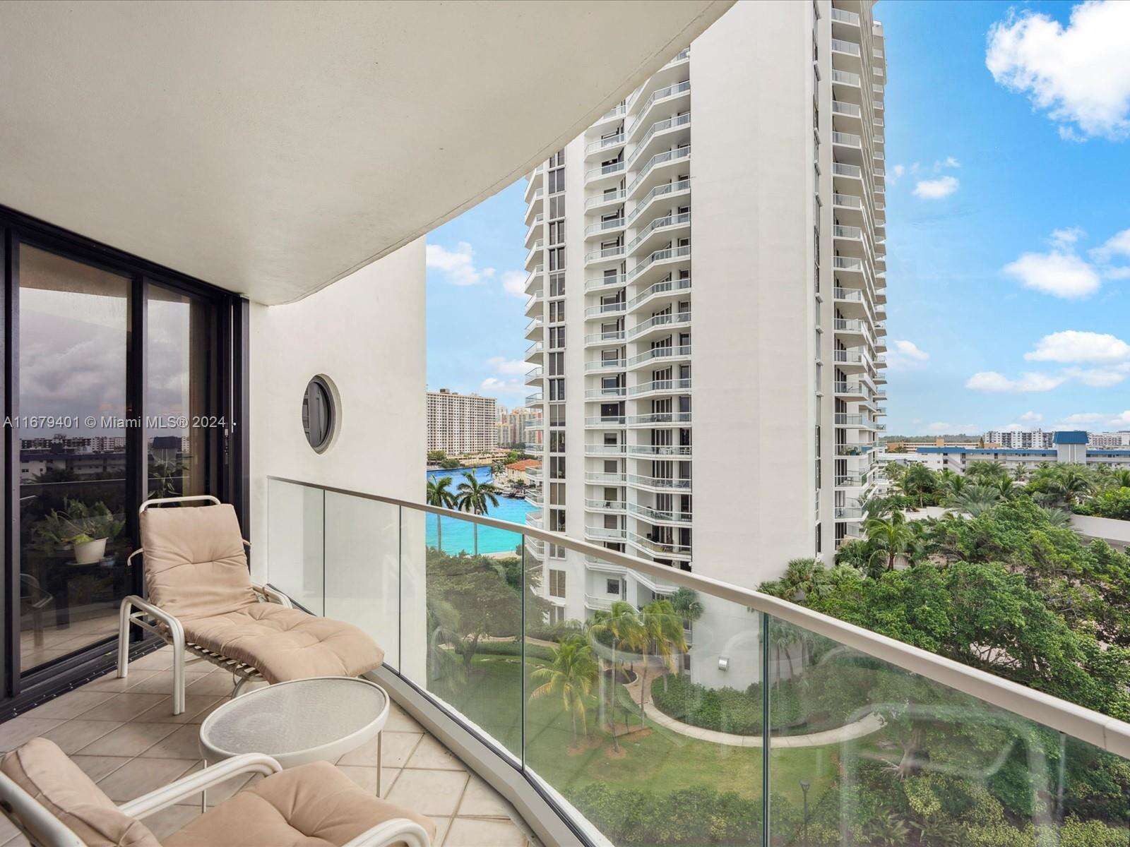 2800 Williams Island at 2800 Island Blvd, Aventura, FL 33160 - For Sale photo 24
