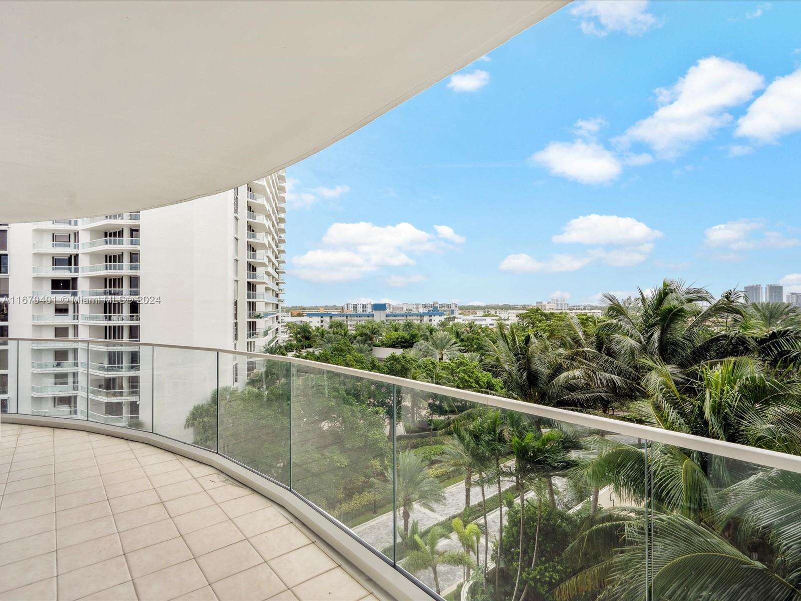 2800 Williams Island at 2800 Island Blvd, Aventura, FL 33160 - For Sale photo 28