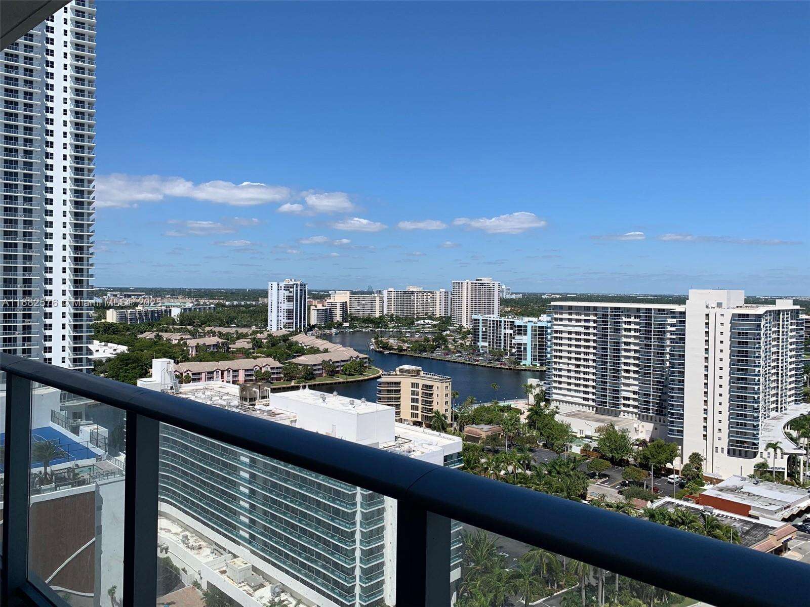 Hyde Resort at 4111 Ocean Dr, Hollywood, FL 33019 - For Sale photo 2
