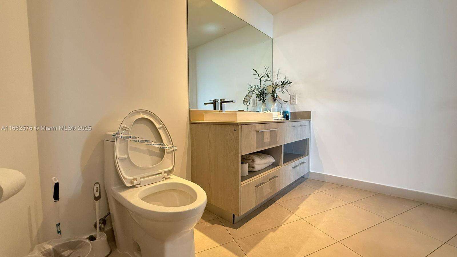 Hyde Resort at 4111 Ocean Dr, Hollywood, FL 33019 - For Sale photo 22