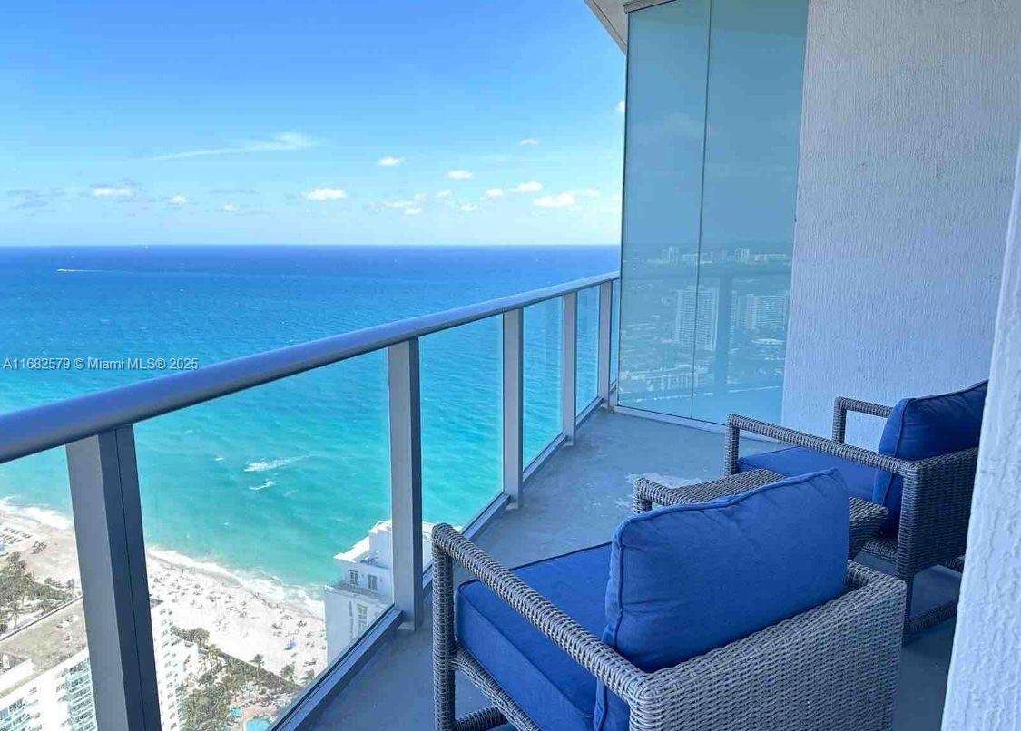 Hyde Resort at 4111 Ocean Dr, Hollywood, FL 33019 - For Sale photo 1
