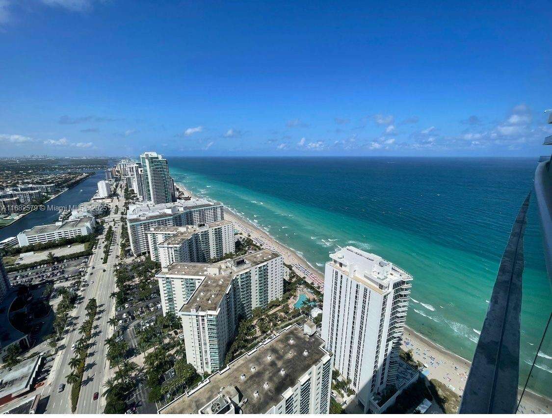 Hyde Resort at 4111 Ocean Dr, Hollywood, FL 33019 - For Sale photo 2