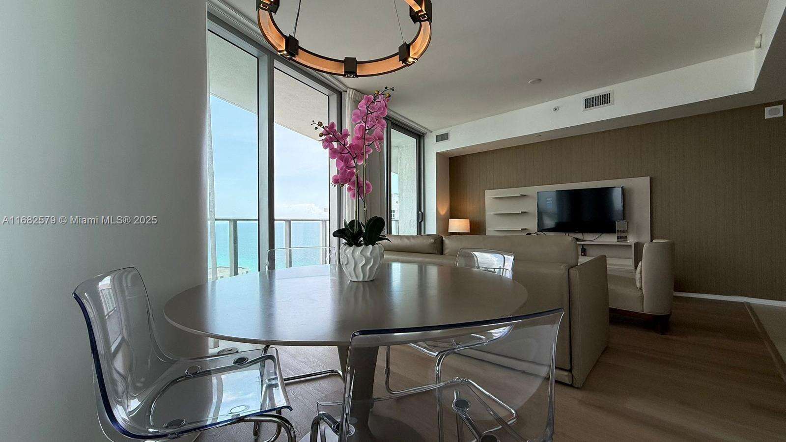 Hyde Resort at 4111 Ocean Dr, Hollywood, FL 33019 - For Sale photo 17