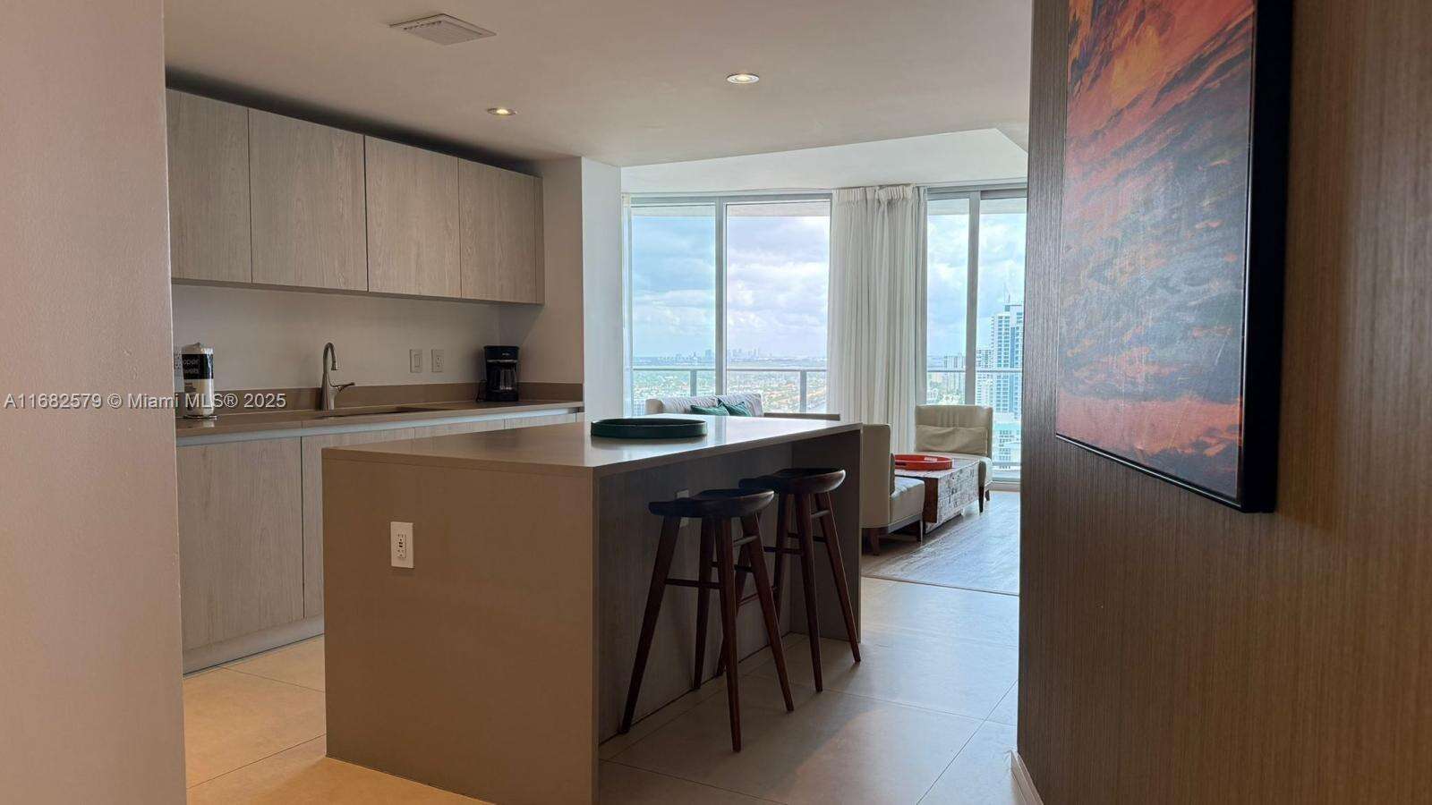 Hyde Resort at 4111 Ocean Dr, Hollywood, FL 33019 - For Sale photo 26
