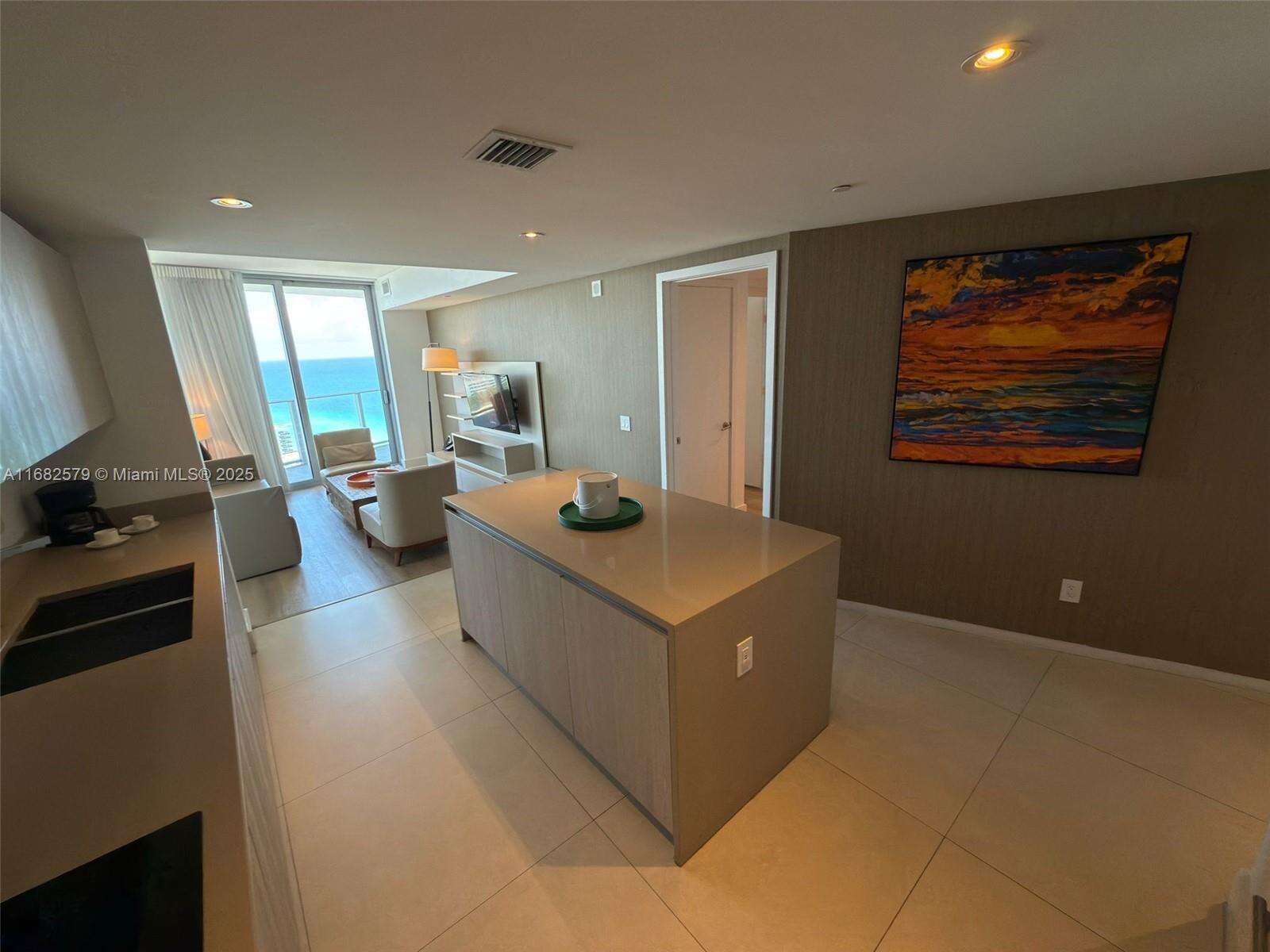 Hyde Resort at 4111 Ocean Dr, Hollywood, FL 33019 - For Sale photo 29