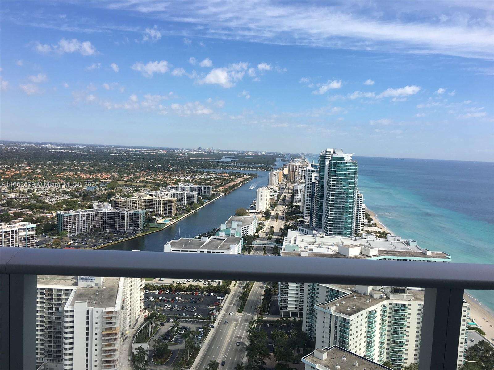 Hyde Resort at 4111 Ocean Dr, Hollywood, FL 33019 - For Sale photo 5