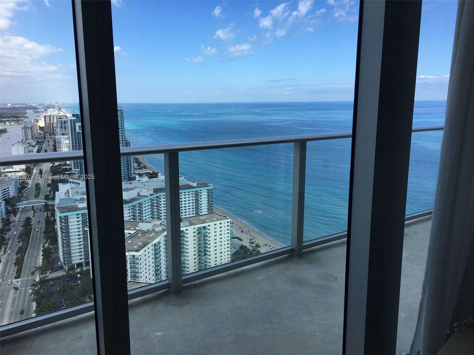 Hyde Resort at 4111 Ocean Dr, Hollywood, FL 33019 - For Sale photo 8