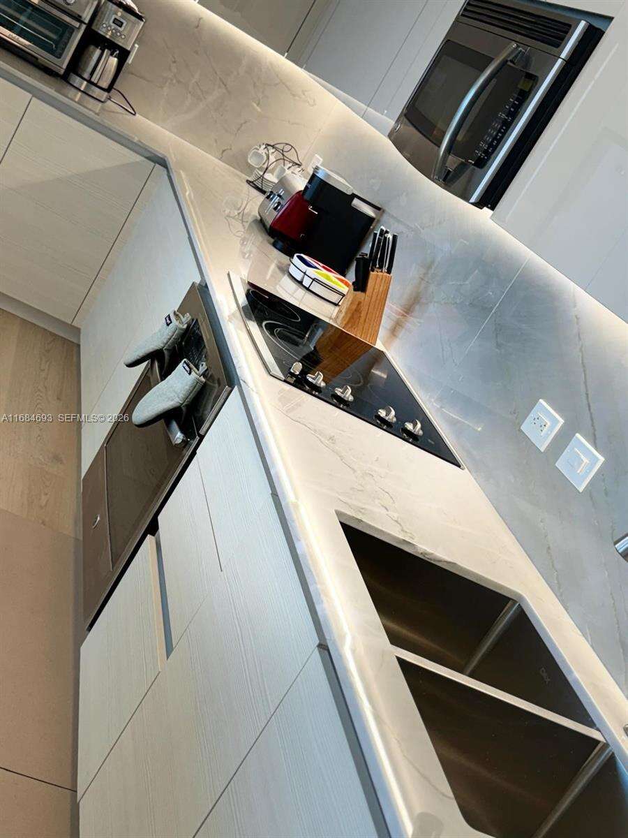 Beachwalk Condo at 2600 Hallandale Beach Blvd, Hallandale Beach, FL 33009 - For Sale photo 6