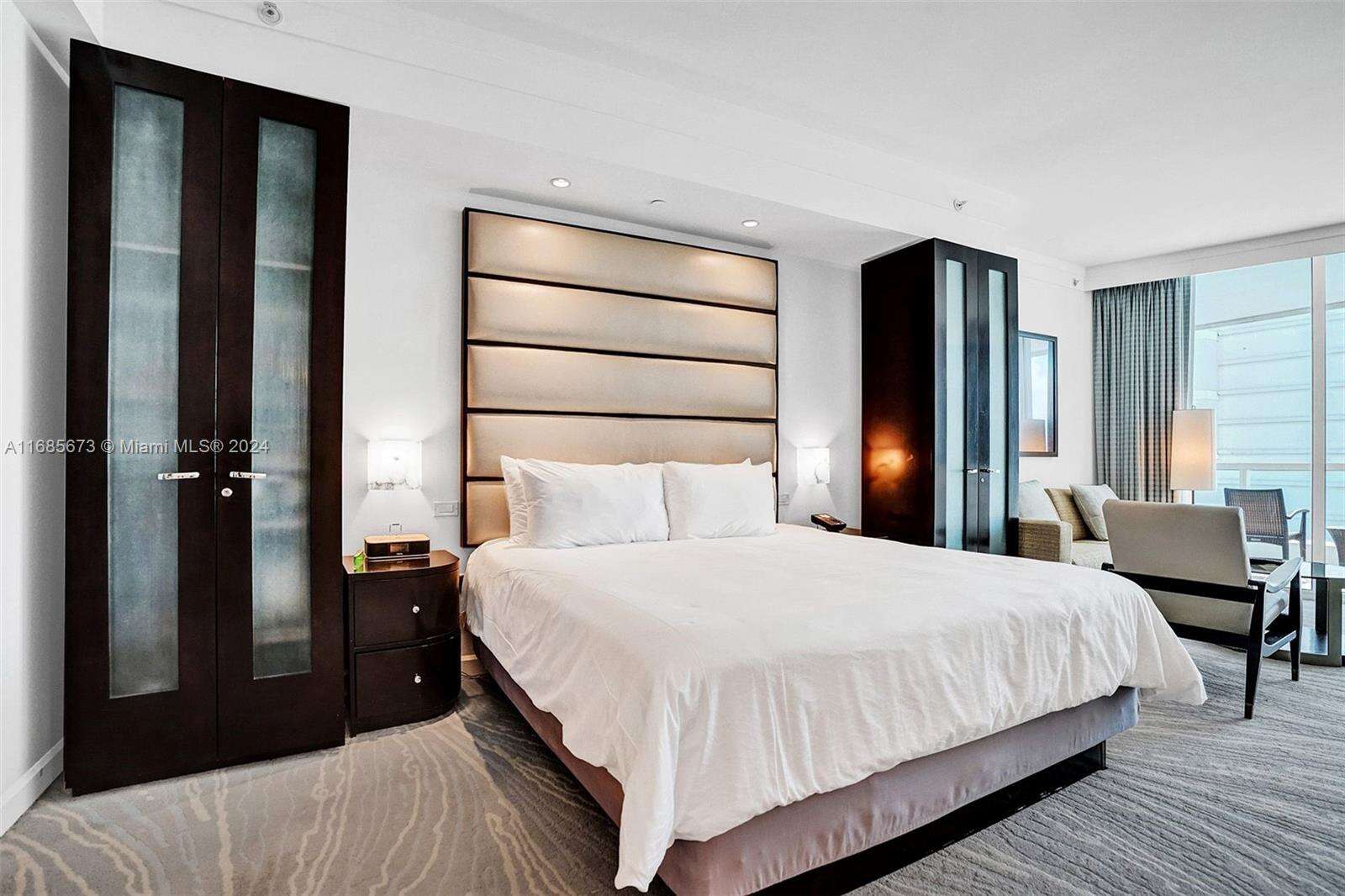 Fontainebleau 3 at 4391 Collins Ave, Miami Beach, FL 33140 - For Sale photo 12