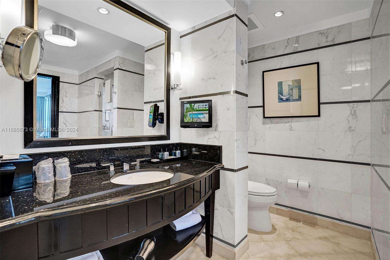 Fontainebleau 3 at 4391 Collins Ave, Miami Beach, FL 33140 - For Sale photo 24