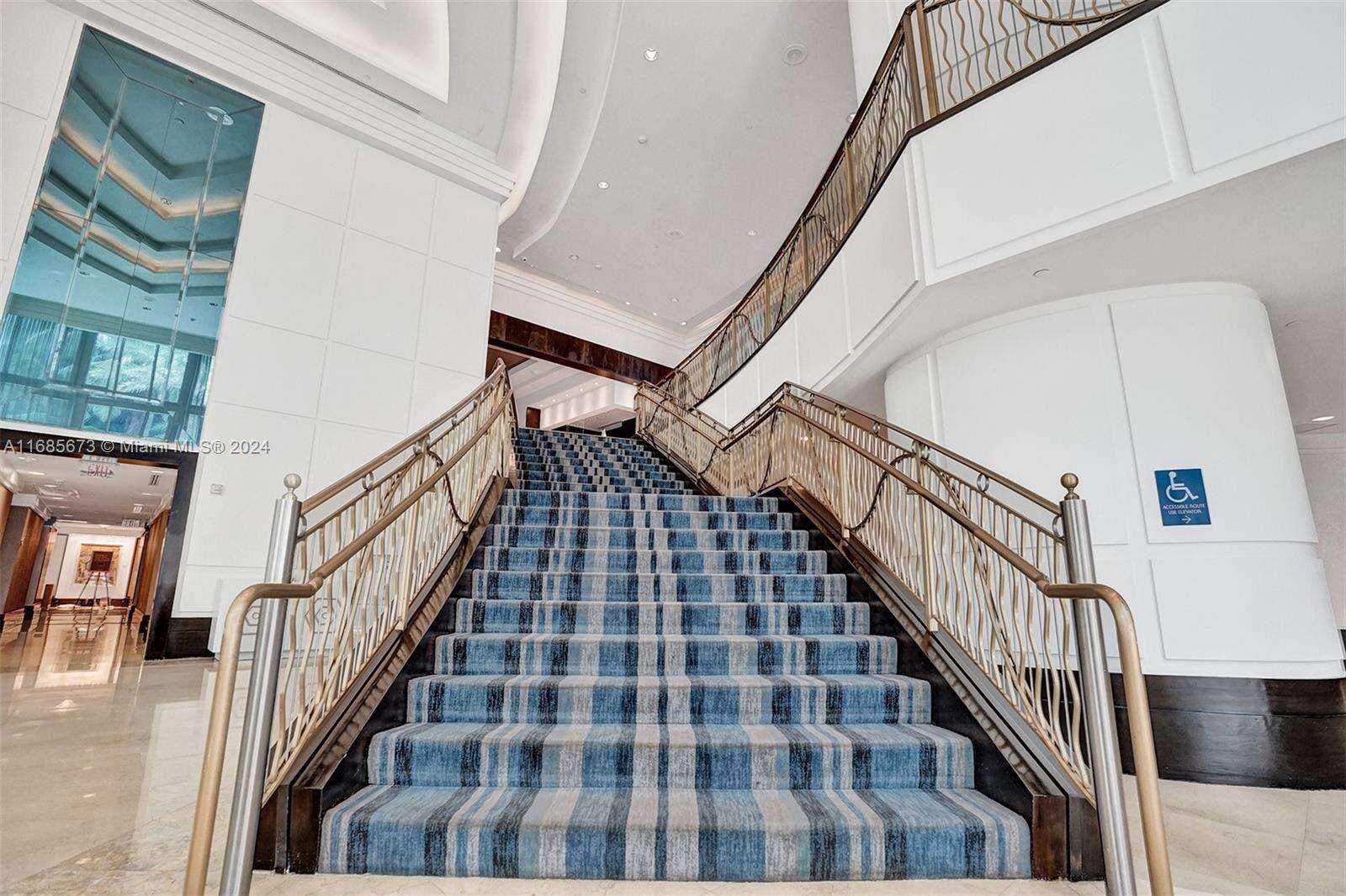 Fontainebleau 3 at 4391 Collins Ave, Miami Beach, FL 33140 - For Sale photo 31
