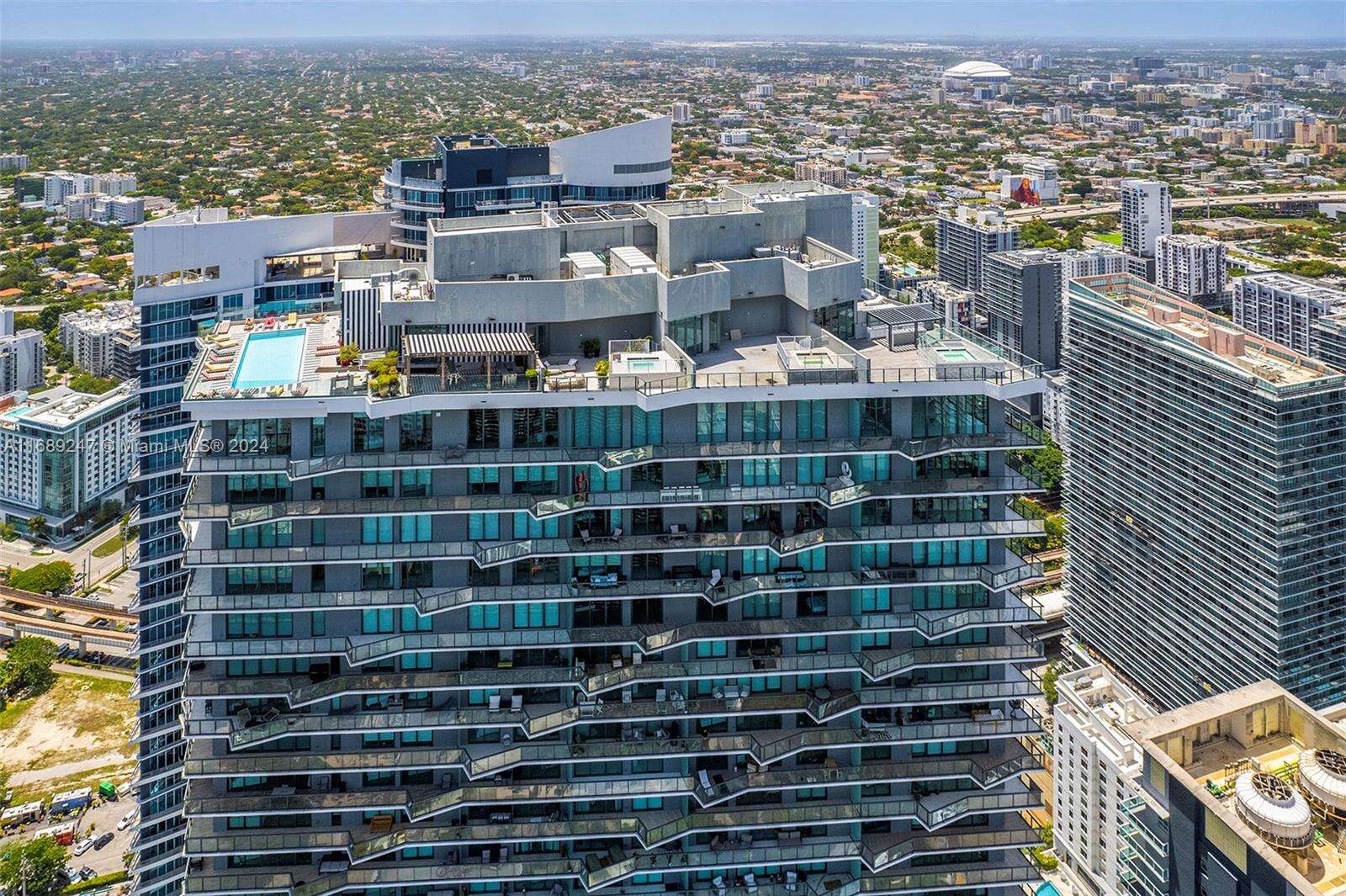 Sls Brickell at 1300 Miami Ave, Miami, FL 33130 - For Sale photo 21