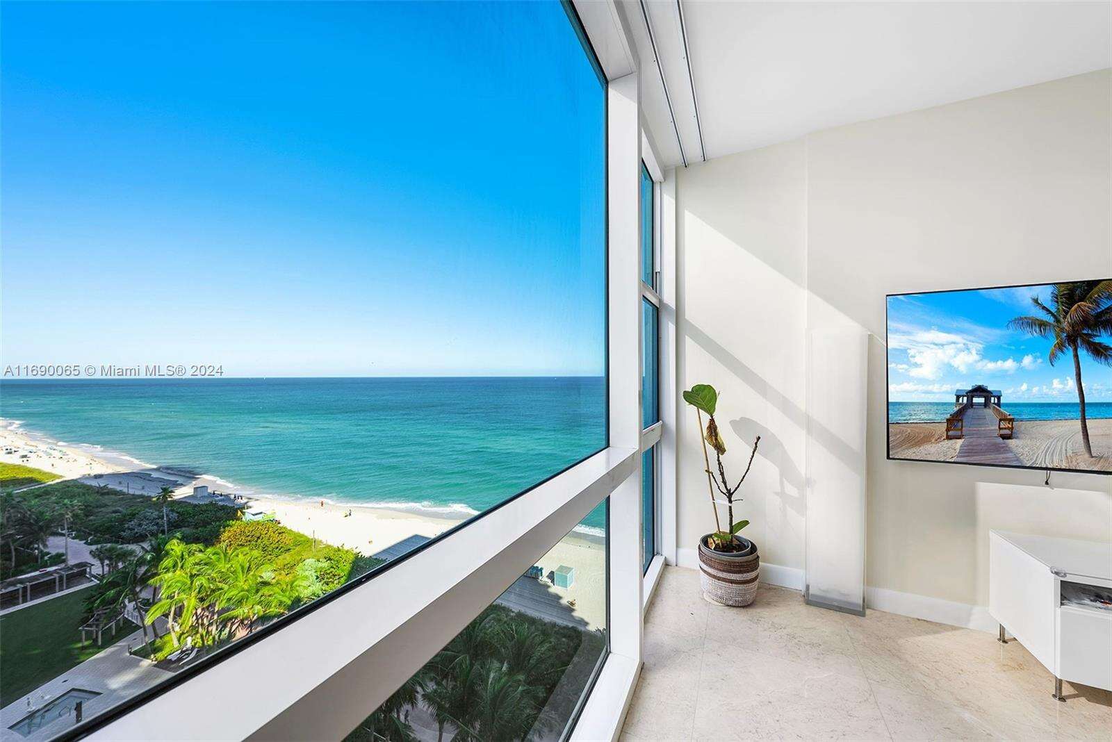 Central Carillon at 6801 Collins Ave, Miami Beach, FL 33141 - For Sale photo 3