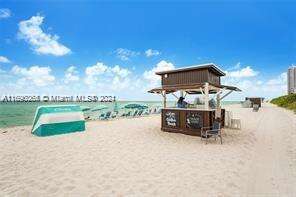 Central Carillon at 6801 Collins Ave, Miami Beach, FL 33141 - For Sale photo 32