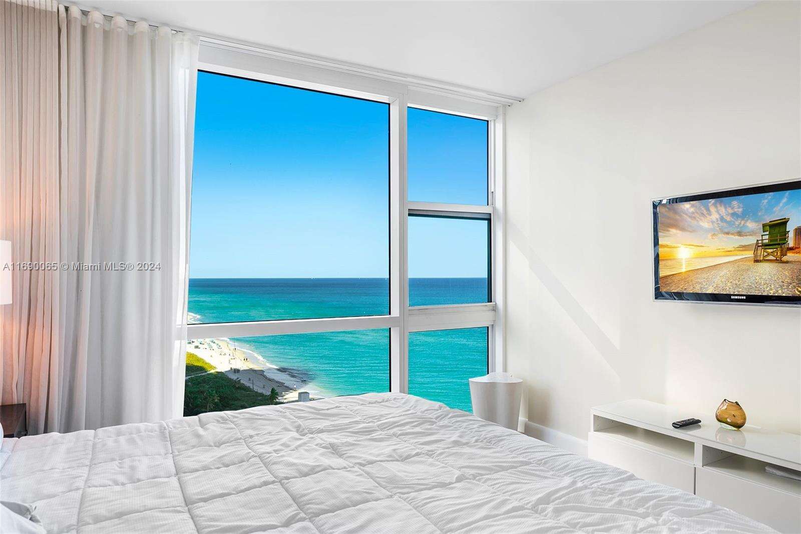 Central Carillon at 6801 Collins Ave, Miami Beach, FL 33141 - For Sale photo 7