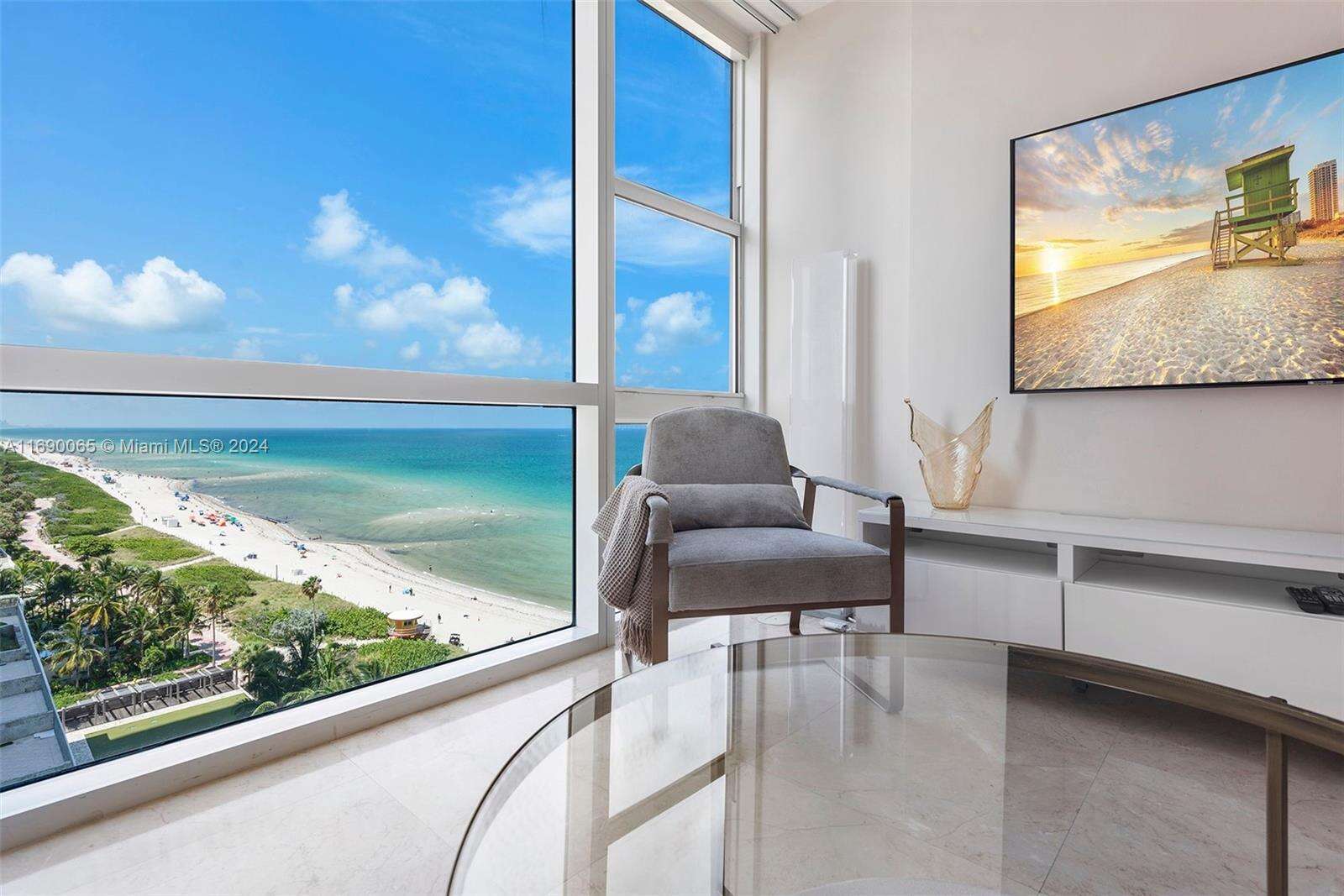 Central Carillon at 6801 Collins Ave, Miami Beach, FL 33141 - For Sale photo 8