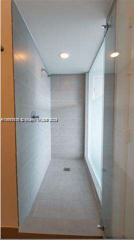 Mint at 92 3 St, Miami, FL 33130 - For Sale photo 15