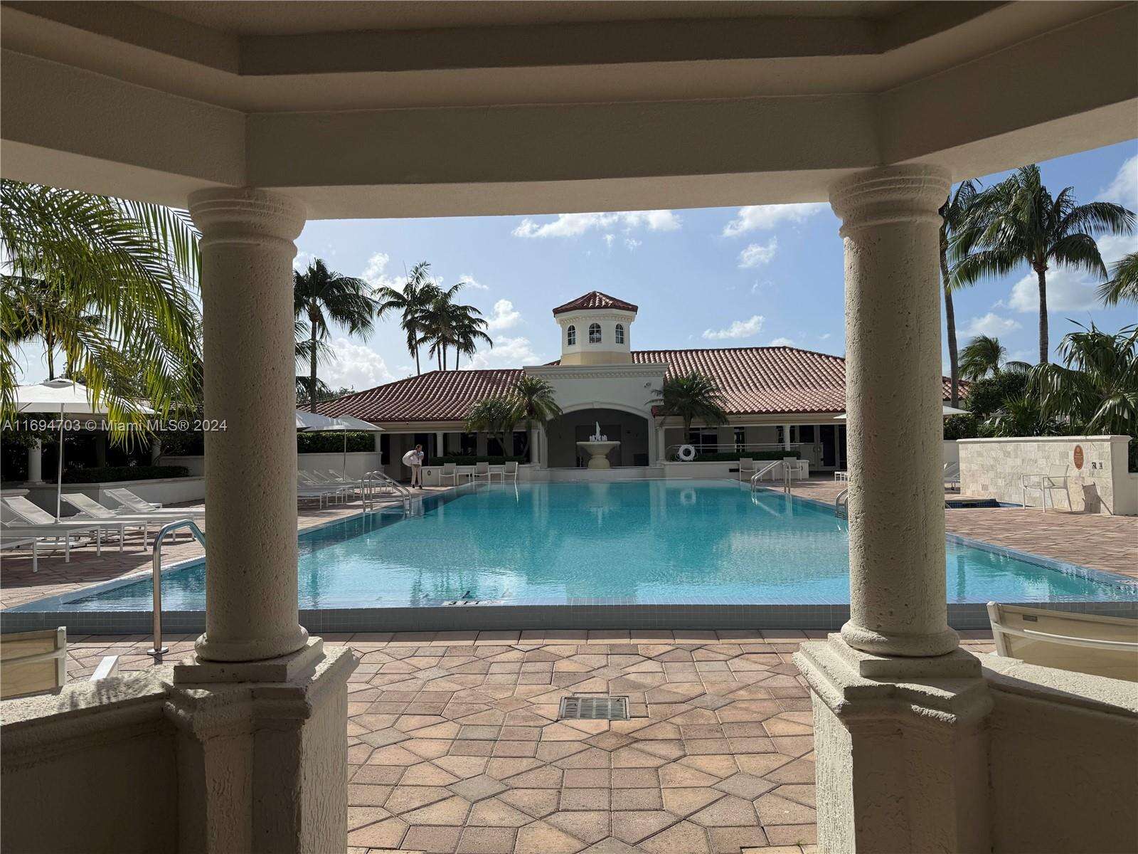 Turnberry Village North at 20000 Country Club Dr, Aventura, FL 33180 - For Sale photo 27
