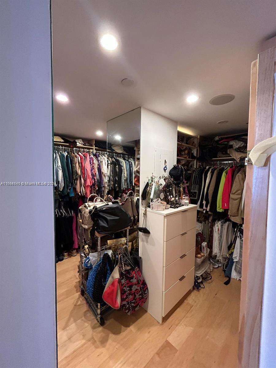 3000 Williams Island at 3000 Island Blvd, Aventura, FL 33160 - For Sale photo 22