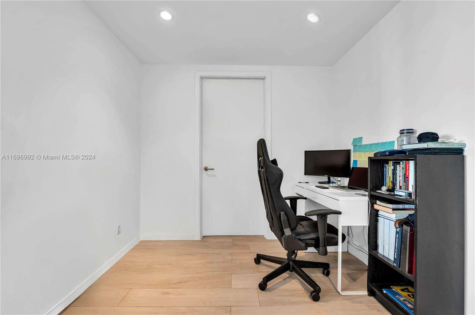 Sls Brickell at 1300 Miami Ave, Miami, FL 33130 - For Sale photo 17