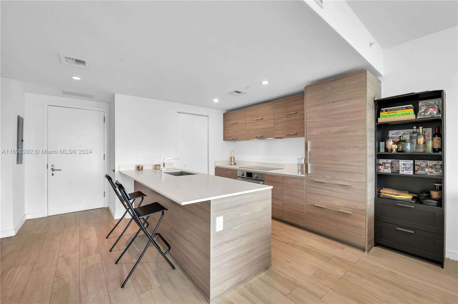 Sls Brickell at 1300 Miami Ave, Miami, FL 33130 - For Sale photo 7