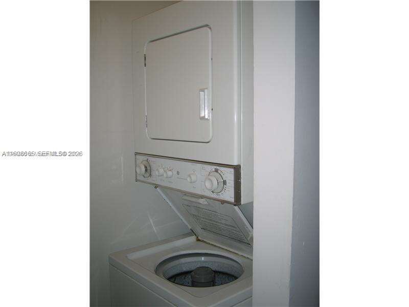 Isola at 770 Claughton Island Dr, Miami, FL 33131 - For Sale photo 16