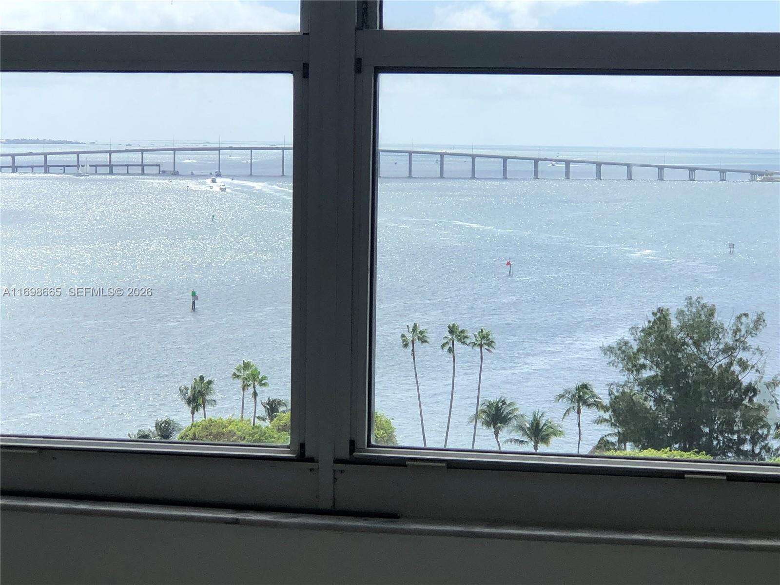 Isola at 770 Claughton Island Dr, Miami, FL 33131 - For Sale photo 5
