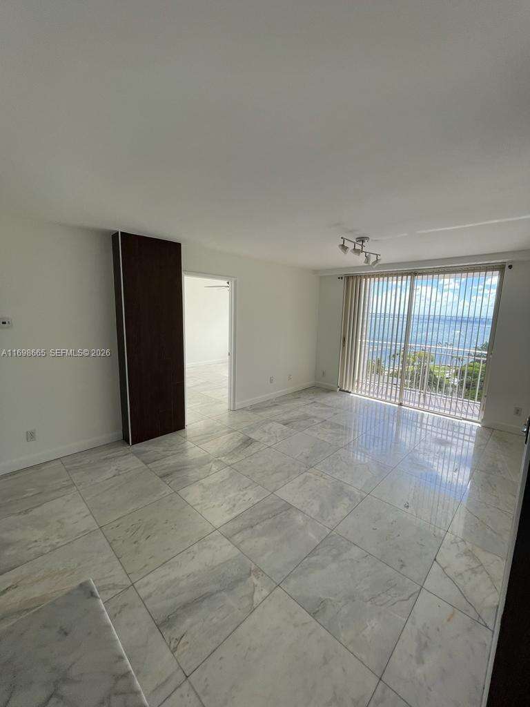 Isola at 770 Claughton Island Dr, Miami, FL 33131 - For Sale photo 8