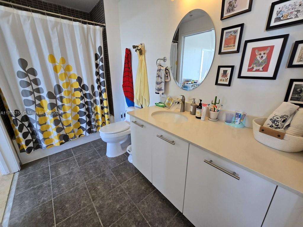 Two Midtown at 3470 Coast Ave, Miami, FL 33137 - For Sale photo 16