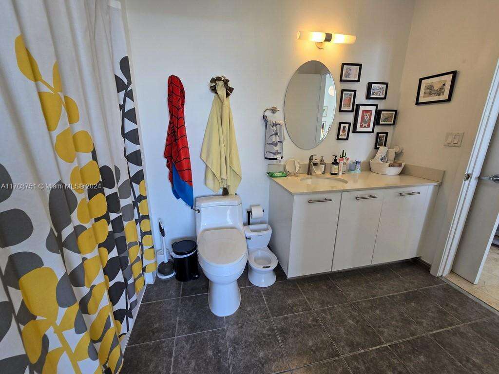 Two Midtown at 3470 Coast Ave, Miami, FL 33137 - For Sale photo 17