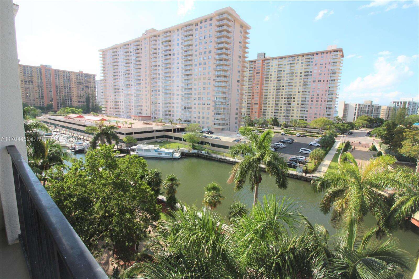Porto Bellagio at 17150 Bay Rd, Sunny Isles Beach, FL 33160 - For Sale photo 2