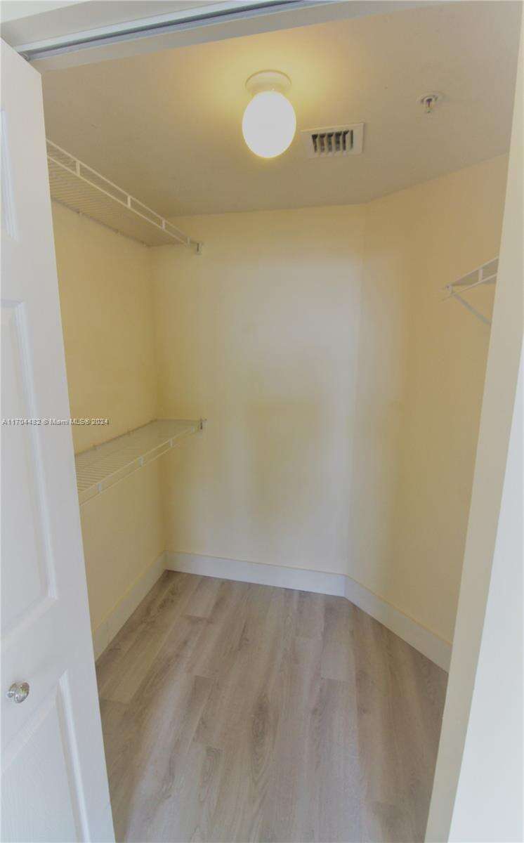 Porto Bellagio at 17150 Bay Rd, Sunny Isles Beach, FL 33160 - For Sale photo 8