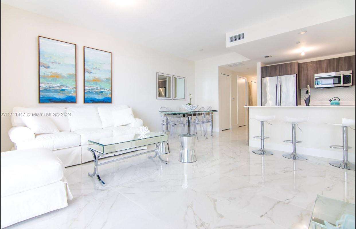 Aria On The Bay at 488 18 St, Miami, FL 33132 - For Sale photo 1