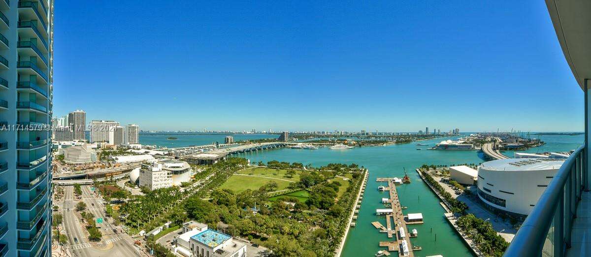 Marina Blue at 888 Biscayne Blvd, Miami, FL 33132 - For Sale photo 1