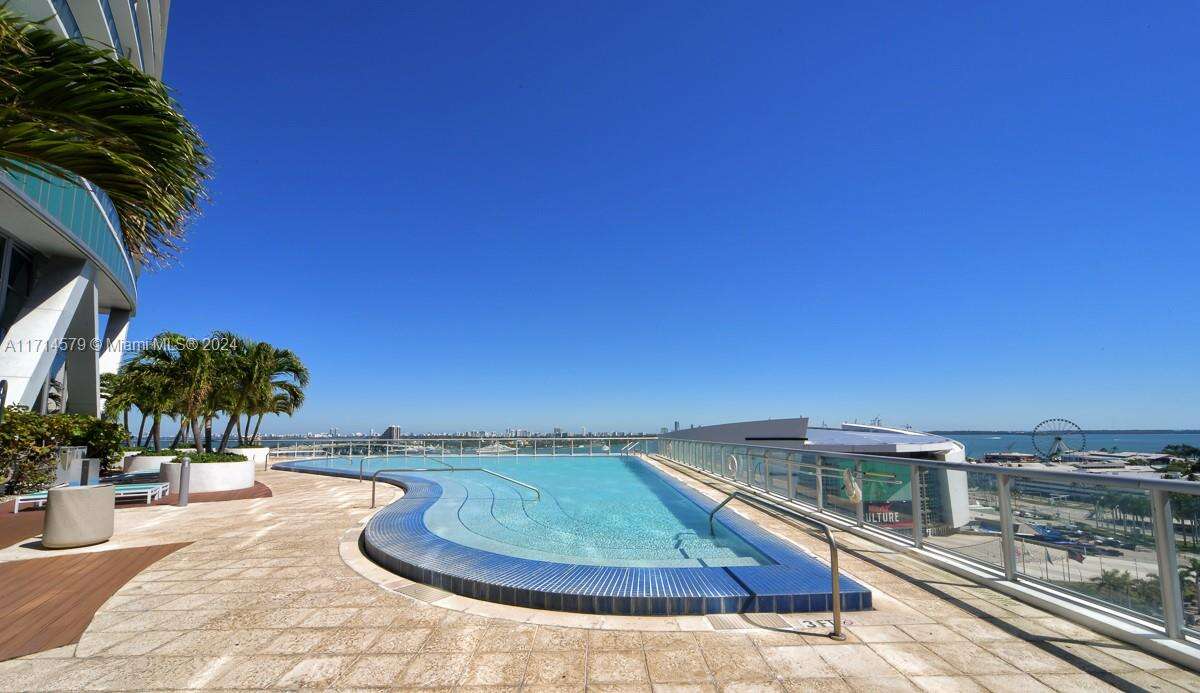 Marina Blue at 888 Biscayne Blvd, Miami, FL 33132 - For Sale photo 12