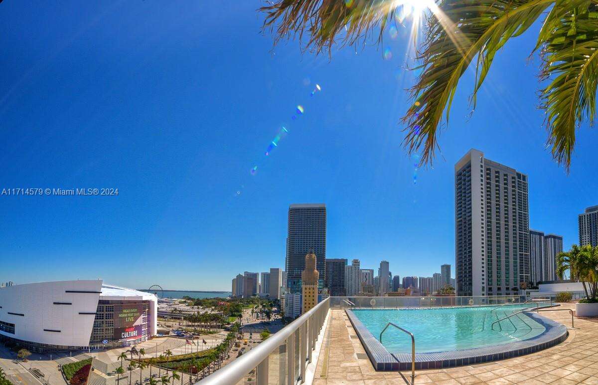 Marina Blue at 888 Biscayne Blvd, Miami, FL 33132 - For Sale photo 13