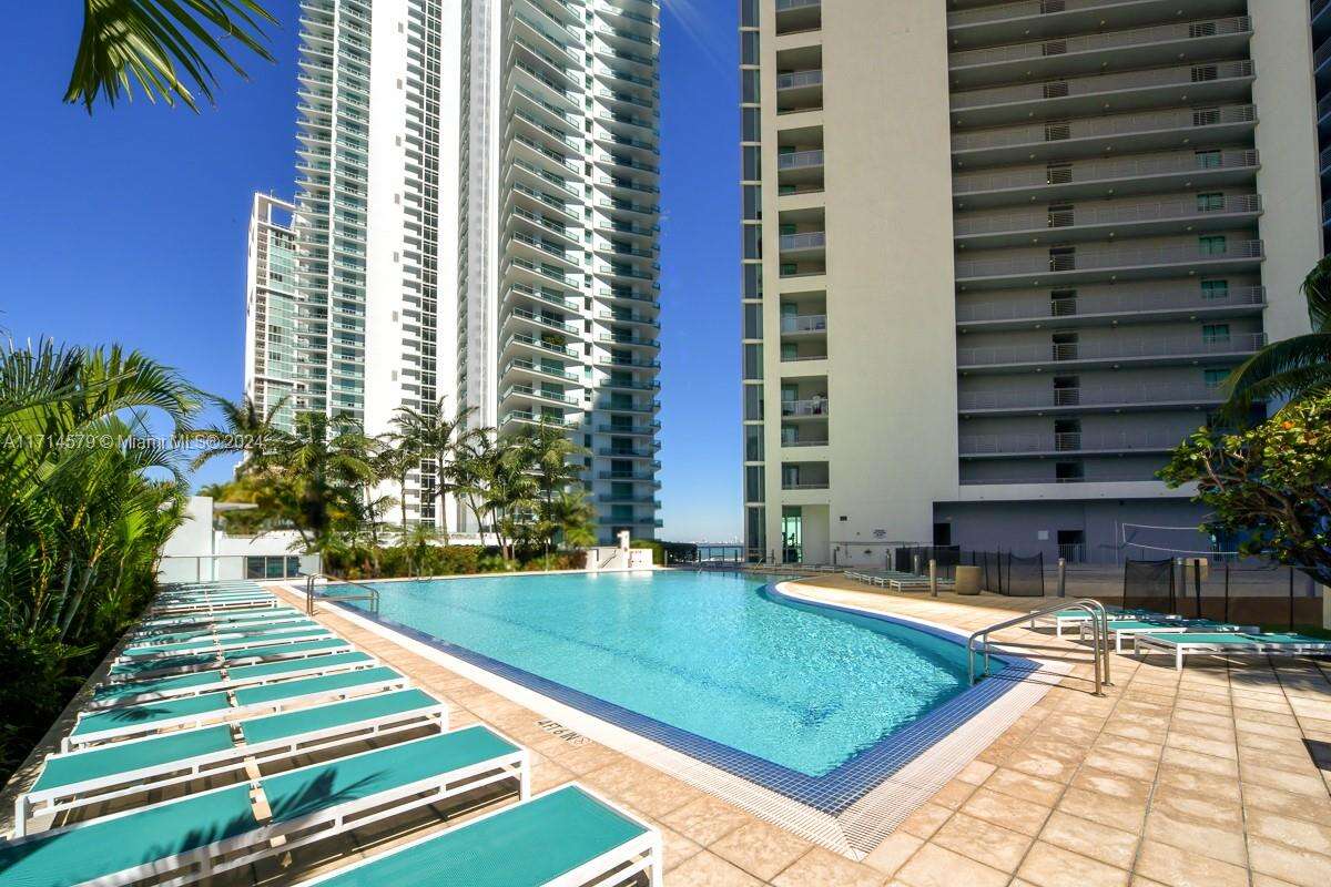 Marina Blue at 888 Biscayne Blvd, Miami, FL 33132 - For Sale photo 14