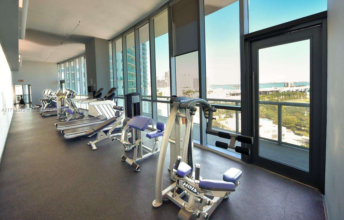 Marina Blue at 888 Biscayne Blvd, Miami, FL 33132 - For Sale photo 18