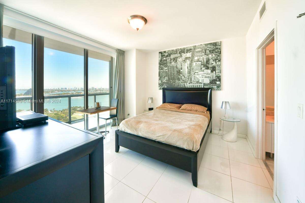 Marina Blue at 888 Biscayne Blvd, Miami, FL 33132 - For Sale photo 6